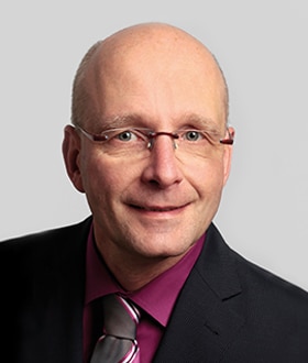 b+s AUTOMATION - Leistung - Automatisierungstechnik Ansprechpartner Voß